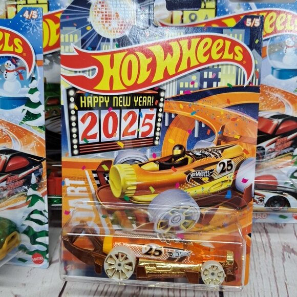 Hot Wheels 2024 Christmas & New Year Holiday Cars 1:64 Diecast Set of 5, W3099 - Picture 6 of 7